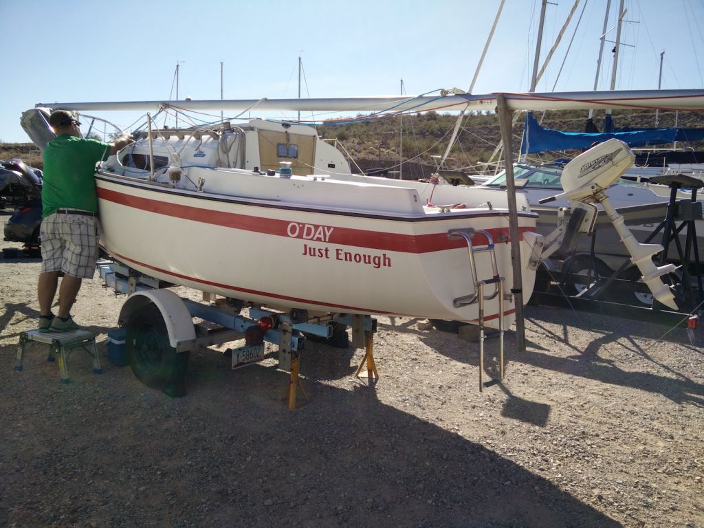 oday19-mast-stepping-derigging-from-trailer-tow oday19-mast-stepping-derigging-from-trailer-tow